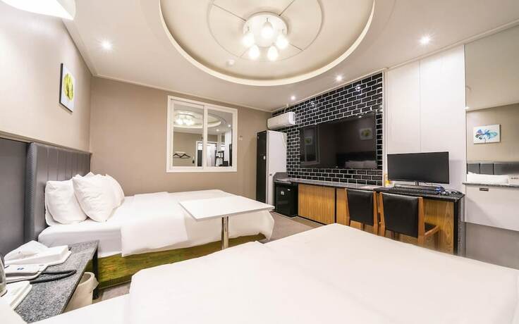 Imagen de la habitación del Hotel Cheongju ROA. Foto 11