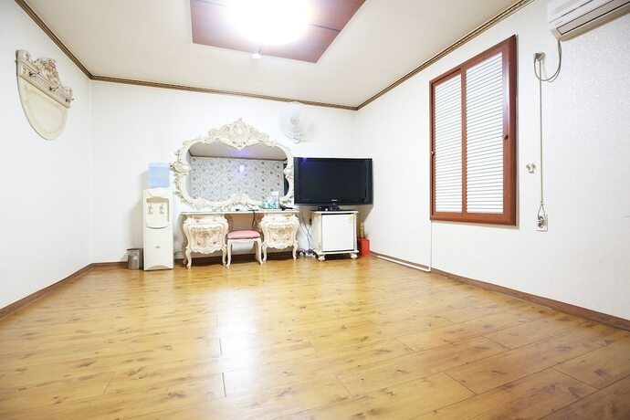 Imagen de la habitación del Hotel Cheongju Skytel. Foto 10