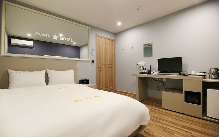 Imagen de la habitación del Hotel Cheongju Some. Foto 26