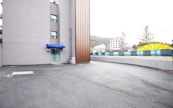 Imagen de los interiores del Hotel Cheongju Some. Foto 34