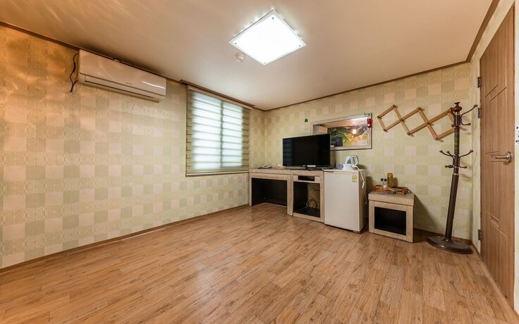 Imagen de la habitación del Hotel Cheongju Taerim Motel. Foto 11