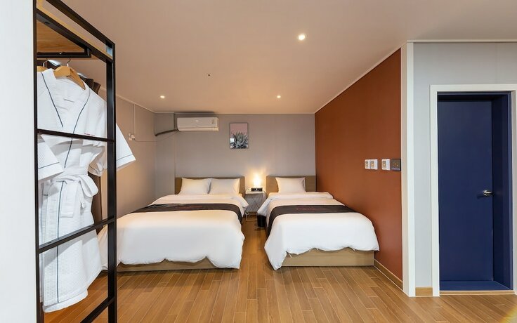 Imagen general del Hotel Cheongju Teemer Inn. Foto 11