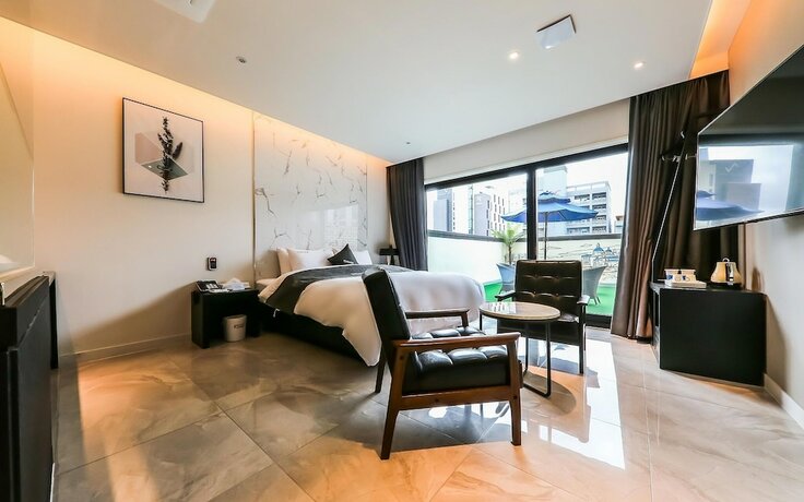 Imagen de la habitación del Hotel Cheongju The King. Foto 22