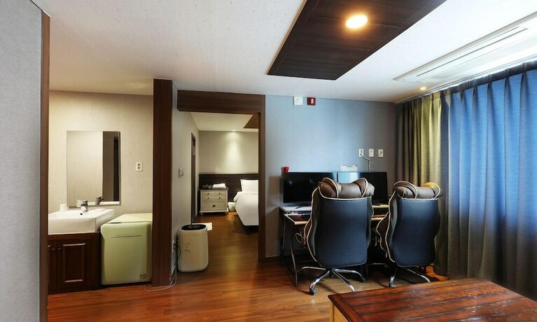 Imagen de la habitación del Hotel Cheongju The Mark. Foto 29