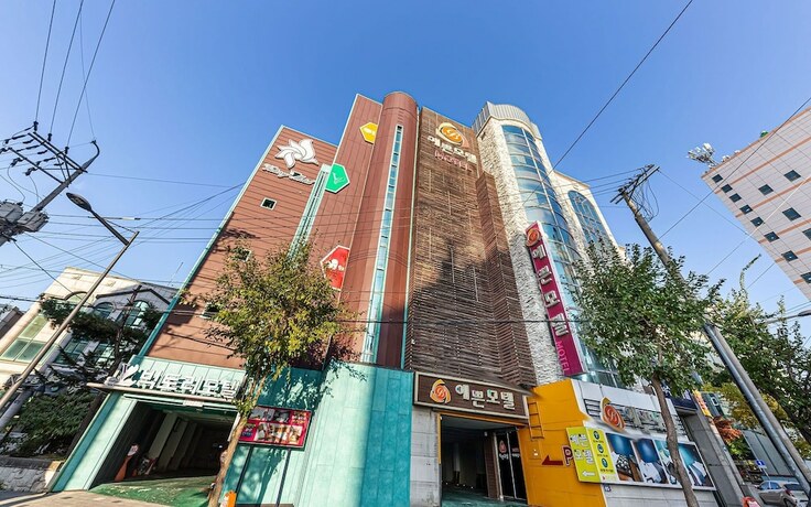 Imagen general del Hotel Cheongju Yeppeun Motel. Foto 4