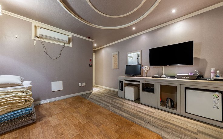 Imagen de la habitación del Hotel Cheongju Yongamdong Time. Foto 6