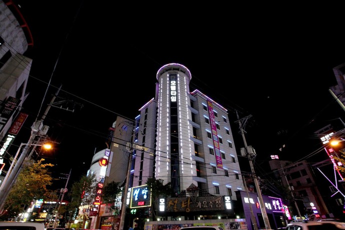 Imagen general del Hotel Cheongju Yongamdong Time. Foto 3