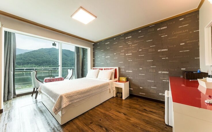 Imagen de la habitación del Hotel Cheongpyeong Paradise. Foto 19