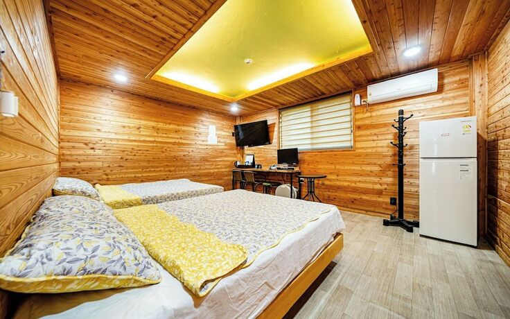 Imagen de la habitación del Hotel Cheongpyeong Pine. Foto 19