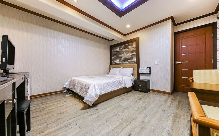 Imagen de la habitación del Hotel Cheongyang Queen. Foto 20