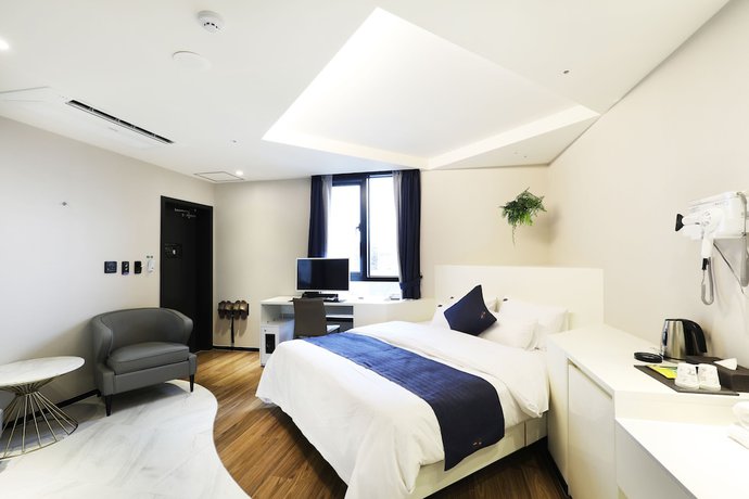 Imagen de la habitación del Hotel Cheonho Aria. Foto 4