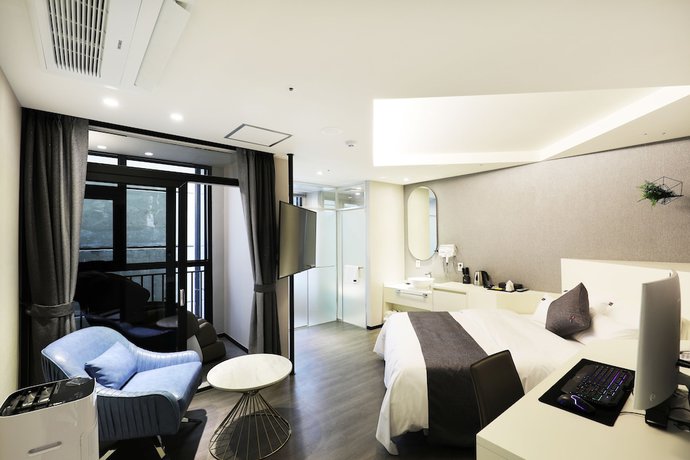 Imagen de la habitación del Hotel Cheonho Aria. Foto 11