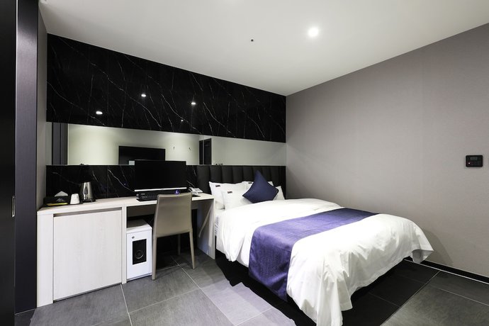 Imagen de la habitación del Hotel Cheonho Aria. Foto 13