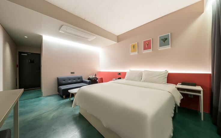 Imagen de la habitación del Hotel Cheonho H. Foto 18