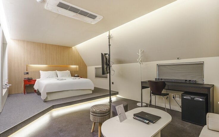 Imagen de la habitación del Hotel Cheonho H. Foto 19
