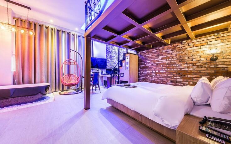 Imagen general del Hotel Cheonho La View Luxury. Foto 6