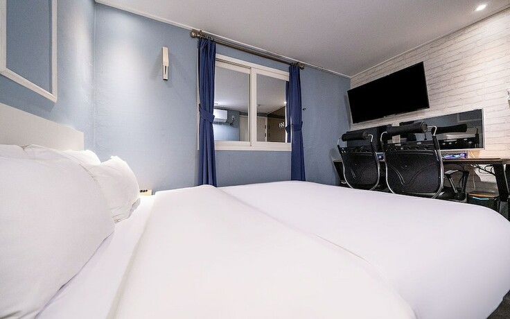 Imagen general del Hotel Cheonho Seven. Foto 8
