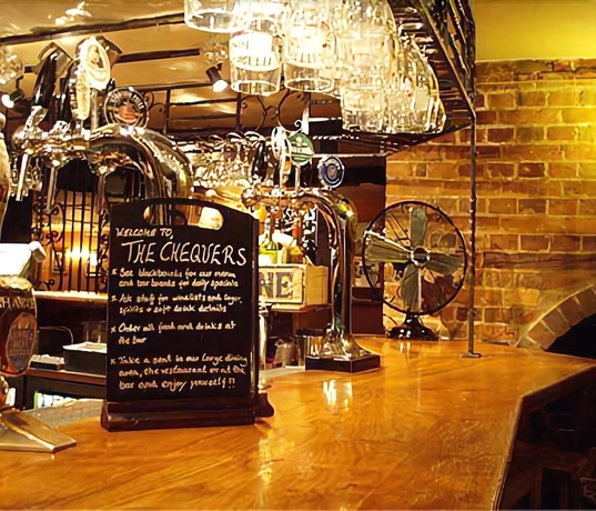 Imagen del bar/restaurante del Hotel Chequers Inn. Foto 6