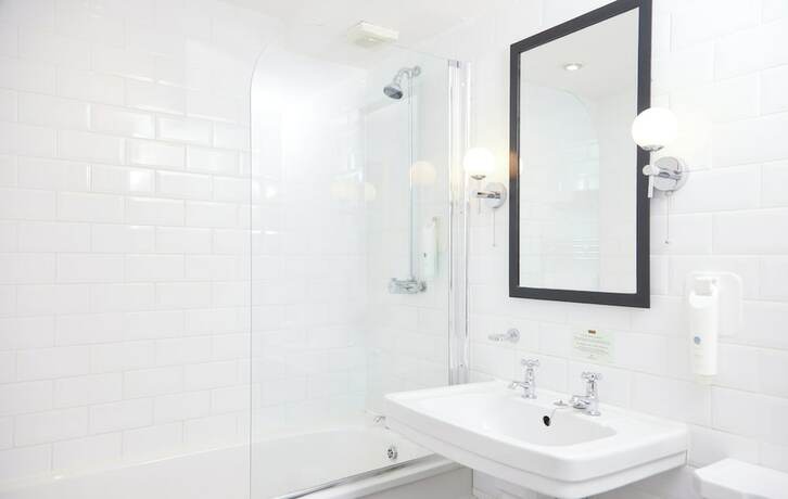 Imagen general del Hotel Chequers Inn by Greene King Inns. Foto 2