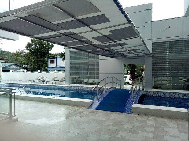 Imagen de los interiores del Hotel Chequers Suite. Foto 38