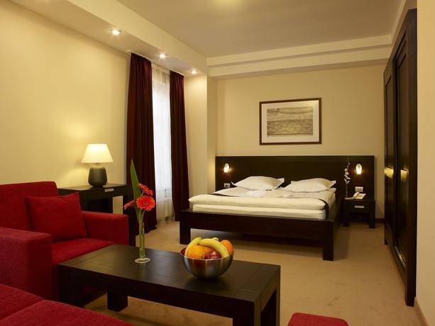 Imagen de la habitación del Hotel Cherica. Foto 4