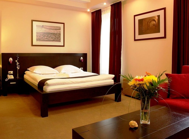 Imagen de la habitación del Hotel Cherica. Foto 10