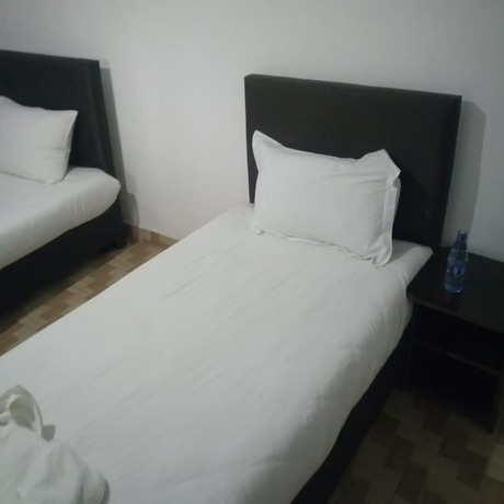 Imagen de la habitación del Hotel Cherika and Suites. Foto 12