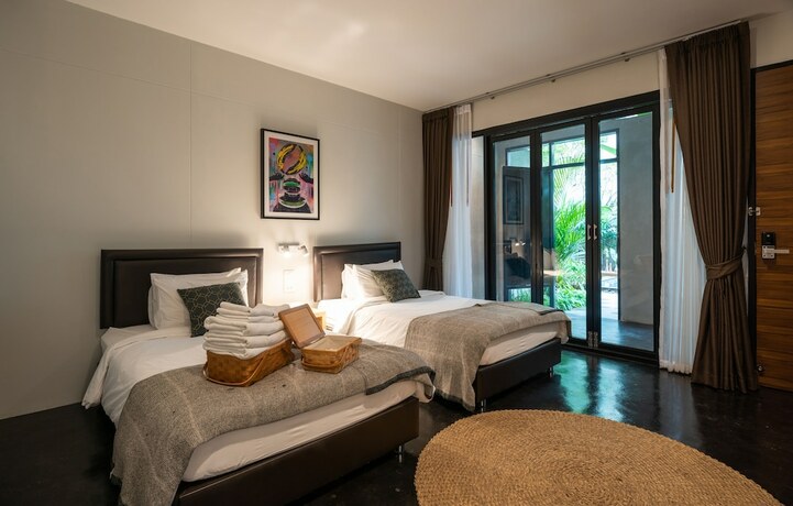 Imagen de la habitación del Hotel Cherlock. Foto 31