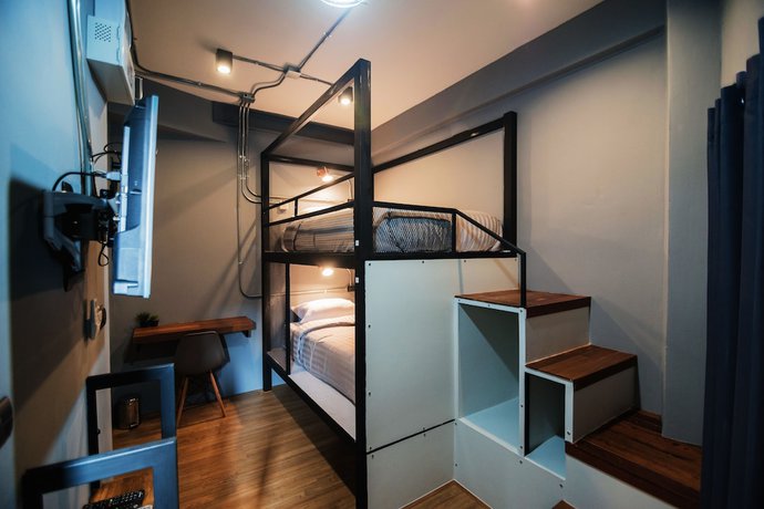 Imagen de la habitación del Hotel Chernchan Hostel. Foto 16