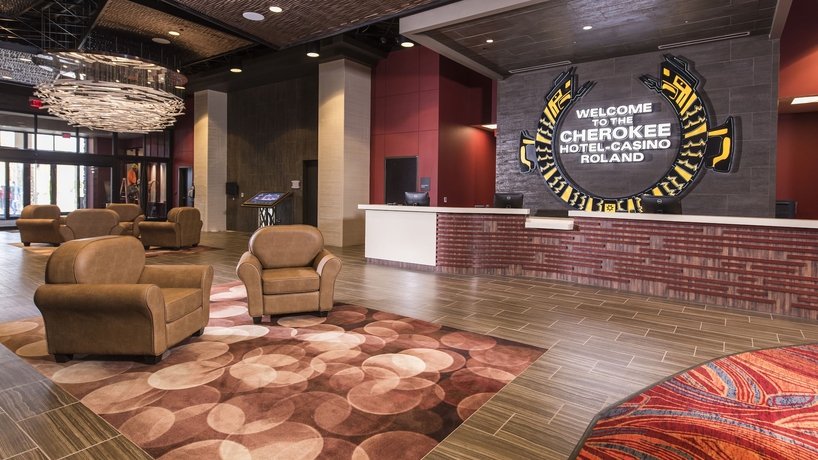 Imagen de los interiores del Hotel Cherokee Casino and Roland. Foto 14