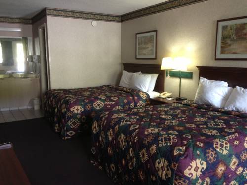 Imagen de la habitación del Hotel Cherokee Grand Hotel. Foto 6