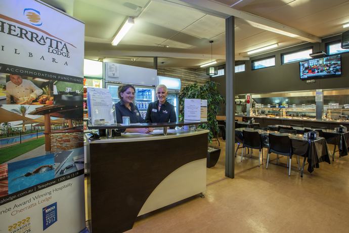 Imagen del bar/restaurante del Hotel Cherratta Lodge (TWA). Foto 2