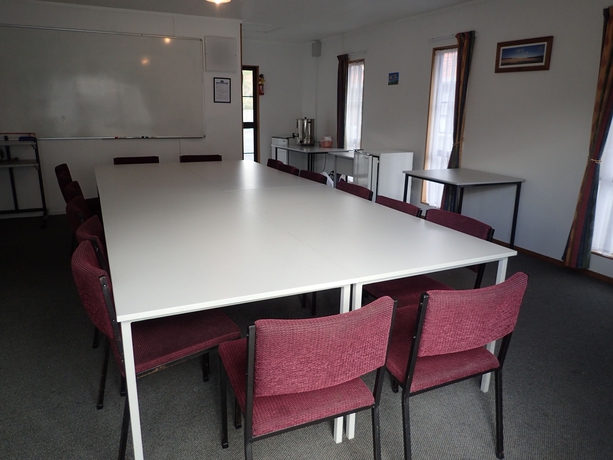 Imagen de los interiores del Hotel Cherry Court Motor Lodge. Foto 14