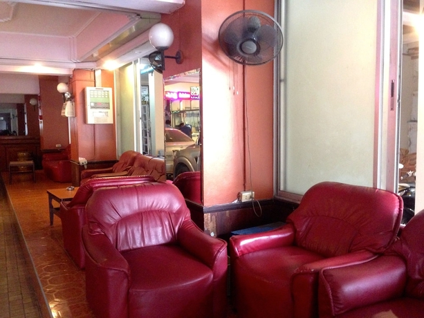Imagen de los interiores del Hotel Cherry. Foto 16