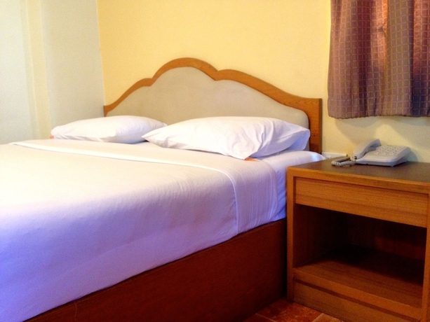 Imagen de la habitación del Hotel Cherry. Foto 4
