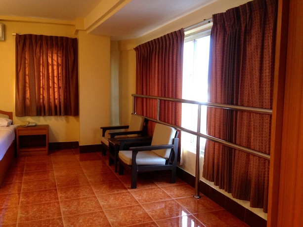 Imagen de la habitación del Hotel Cherry. Foto 7