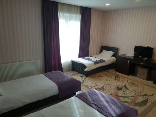 Imagen de la habitación del Hotel Cherry Garden, Tbilisi. Foto 4