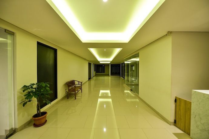 Imagen de los interiores del Hotel Cherry Homes Express. Foto 10