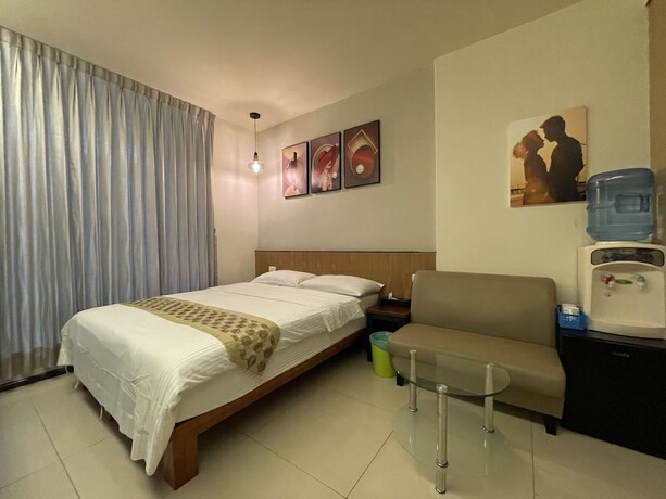 Imagen de la habitación del Hotel Cherry Inn. Foto 20