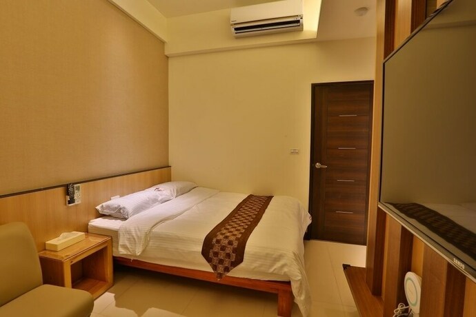 Imagen de la habitación del Hotel Cherry Inn. Foto 30