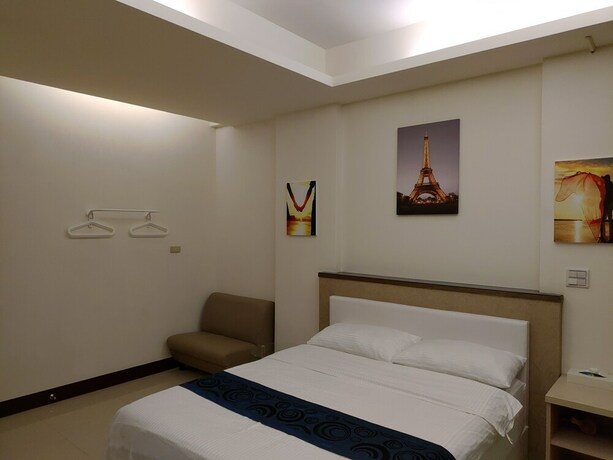 Imagen de la habitación del Hotel Cherry Inn. Foto 31