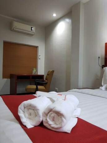 Imagen de la habitación del Hotel Cherry Midtown. Foto 21