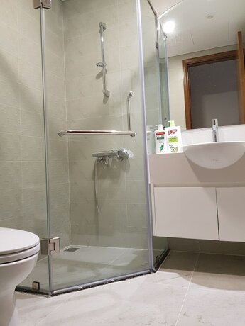 Imagen de la habitación del Hotel Cherry Vinhomes Central Park. Foto 22