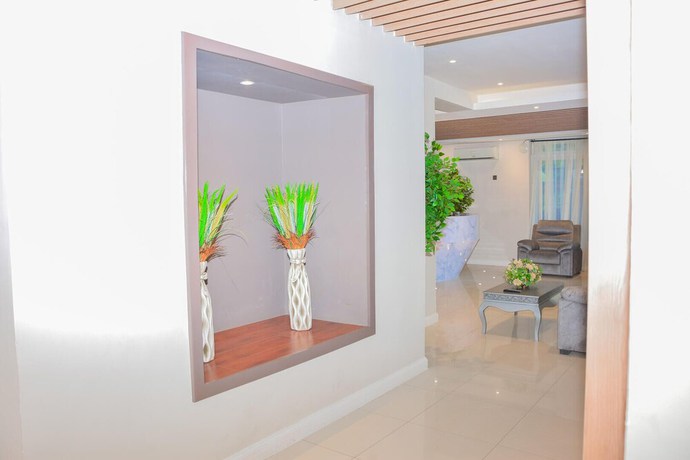 Imagen de los interiores del Hotel Cherrys. Foto 9