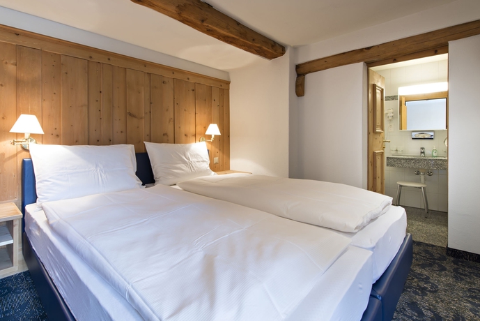 Imagen de la habitación del Hotel Chesa Rosatsch. Foto 16