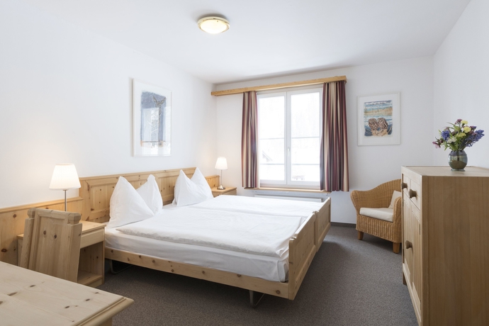 Imagen de la habitación del Hotel Chesa Sarita. Foto 6