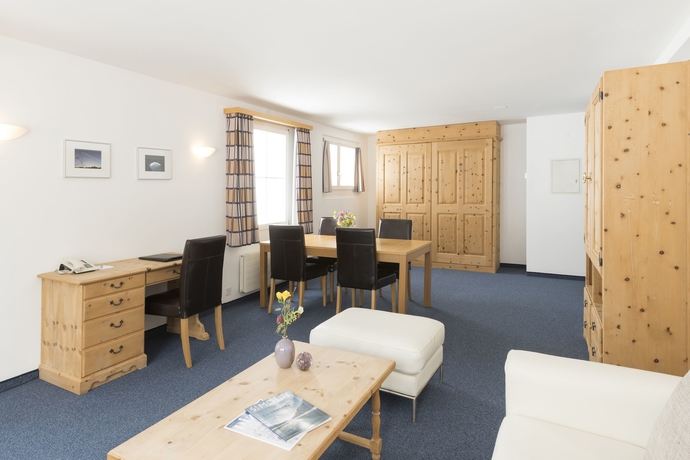 Imagen de los interiores del Hotel Chesa Sarita. Foto 15