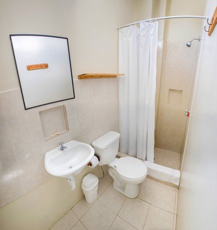 Imagen de la habitación del Hotel Chescos Hostel and. Foto 16