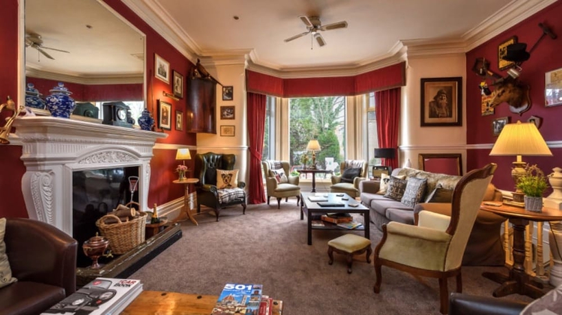 Imagen del bar/restaurante del Hotel Cheshire Hospitality Ltd T/a Lennox Lea Studios and Apartments. Foto 2