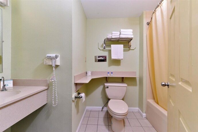 Imagen general del Hotel Cheshire Welcome Inn. Foto 14